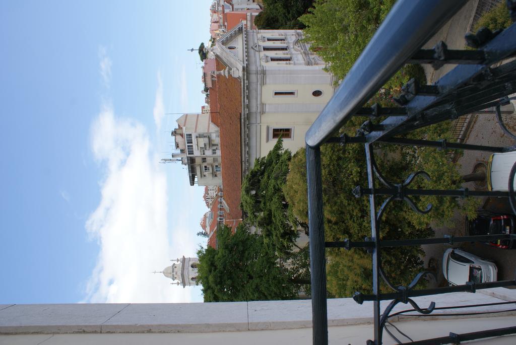 Istanbul Hostel Lisbon Exterior photo